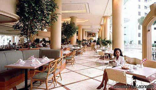 Everly Resort Hotel Malacca Exterior foto